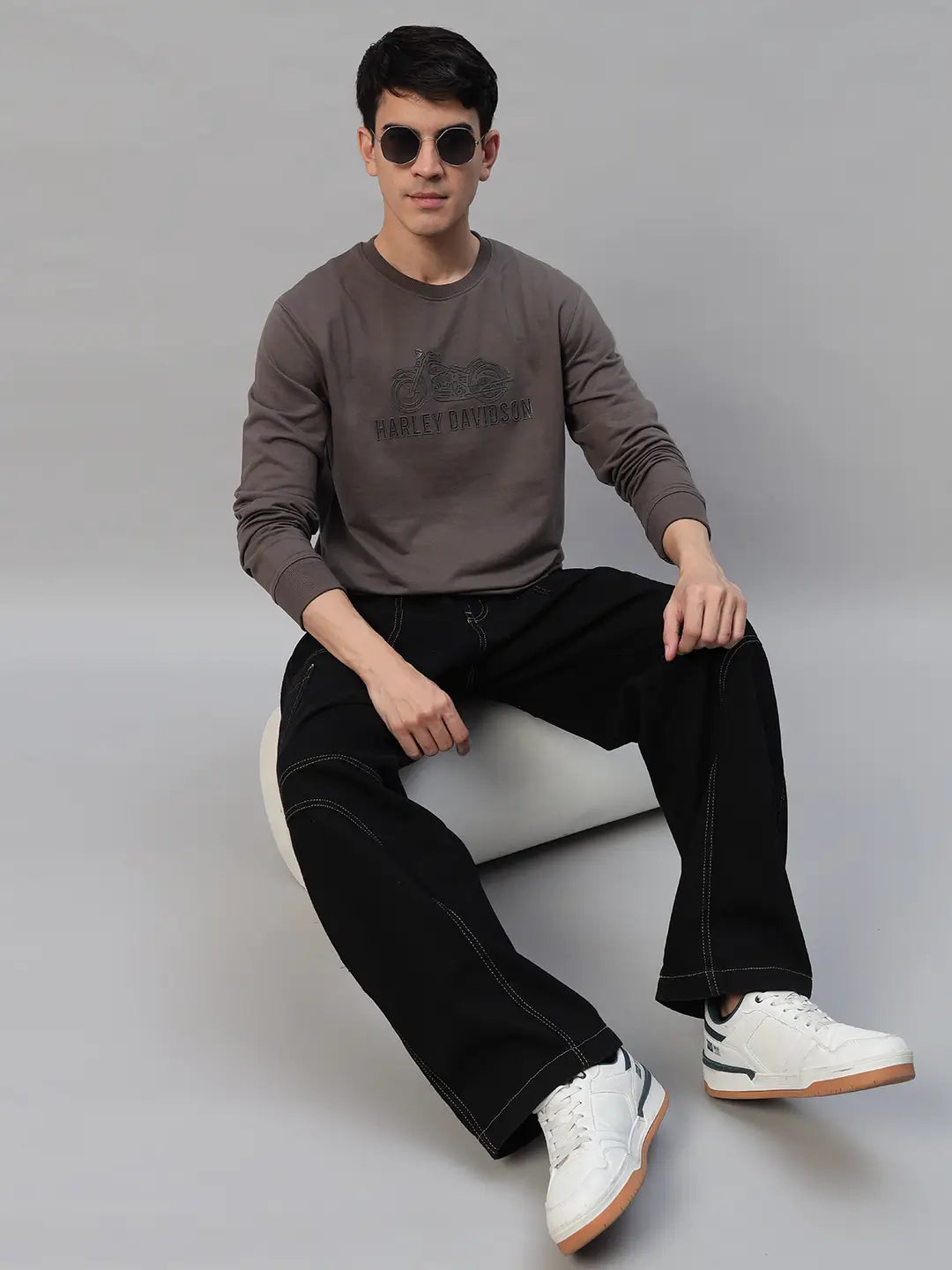 Printed Round Neck Sweatshirt [PW-Q-4341]