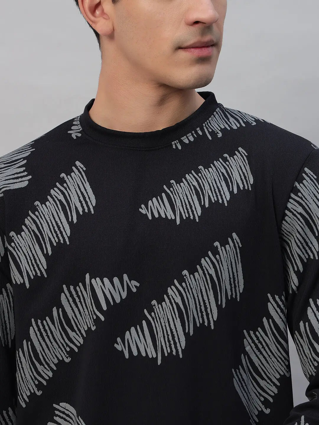 Printed Round Neck Sweatshirt [PW-Y-4336]