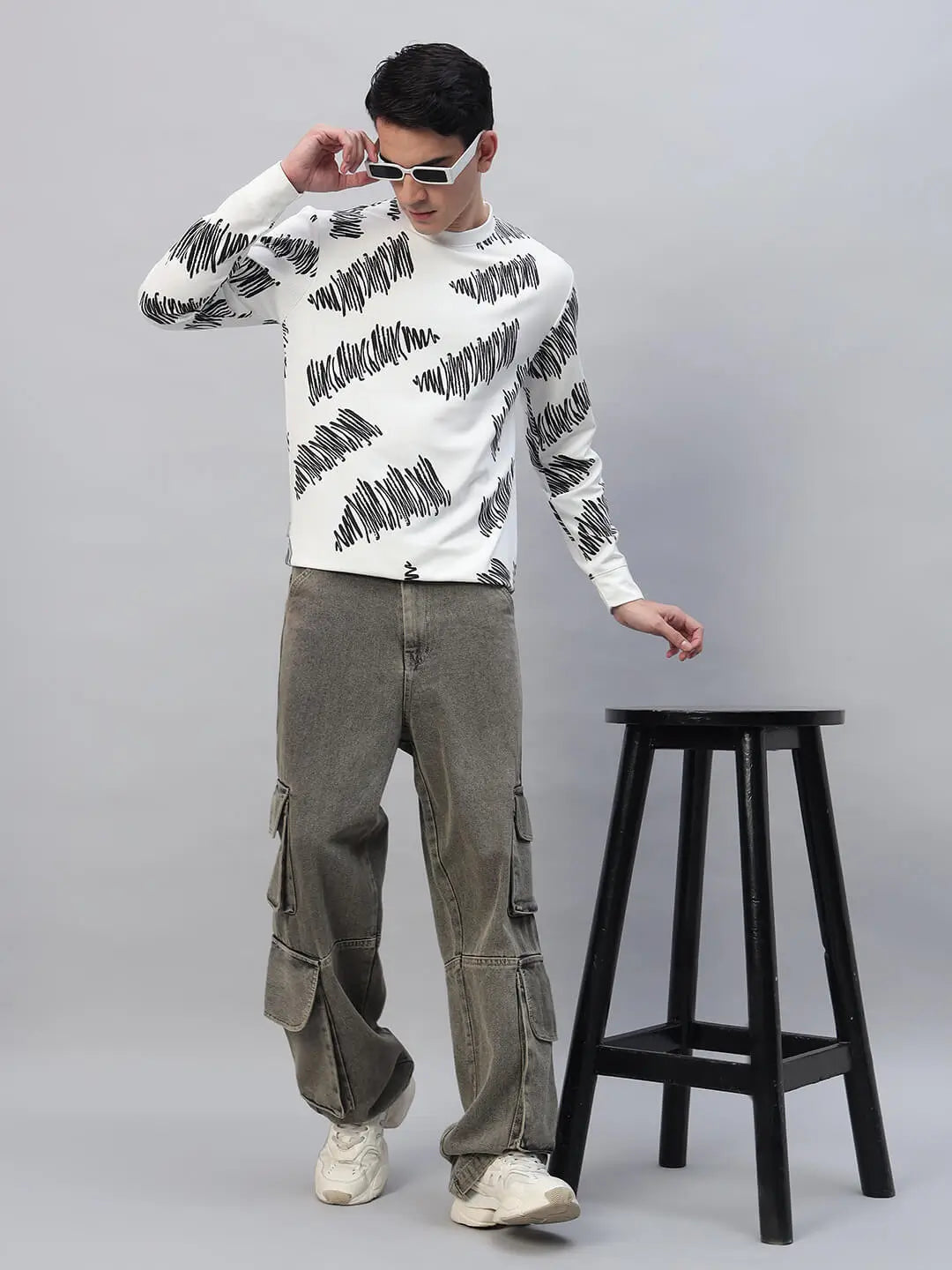Printed Round Neck Sweatshirt [PW-Y-4336]