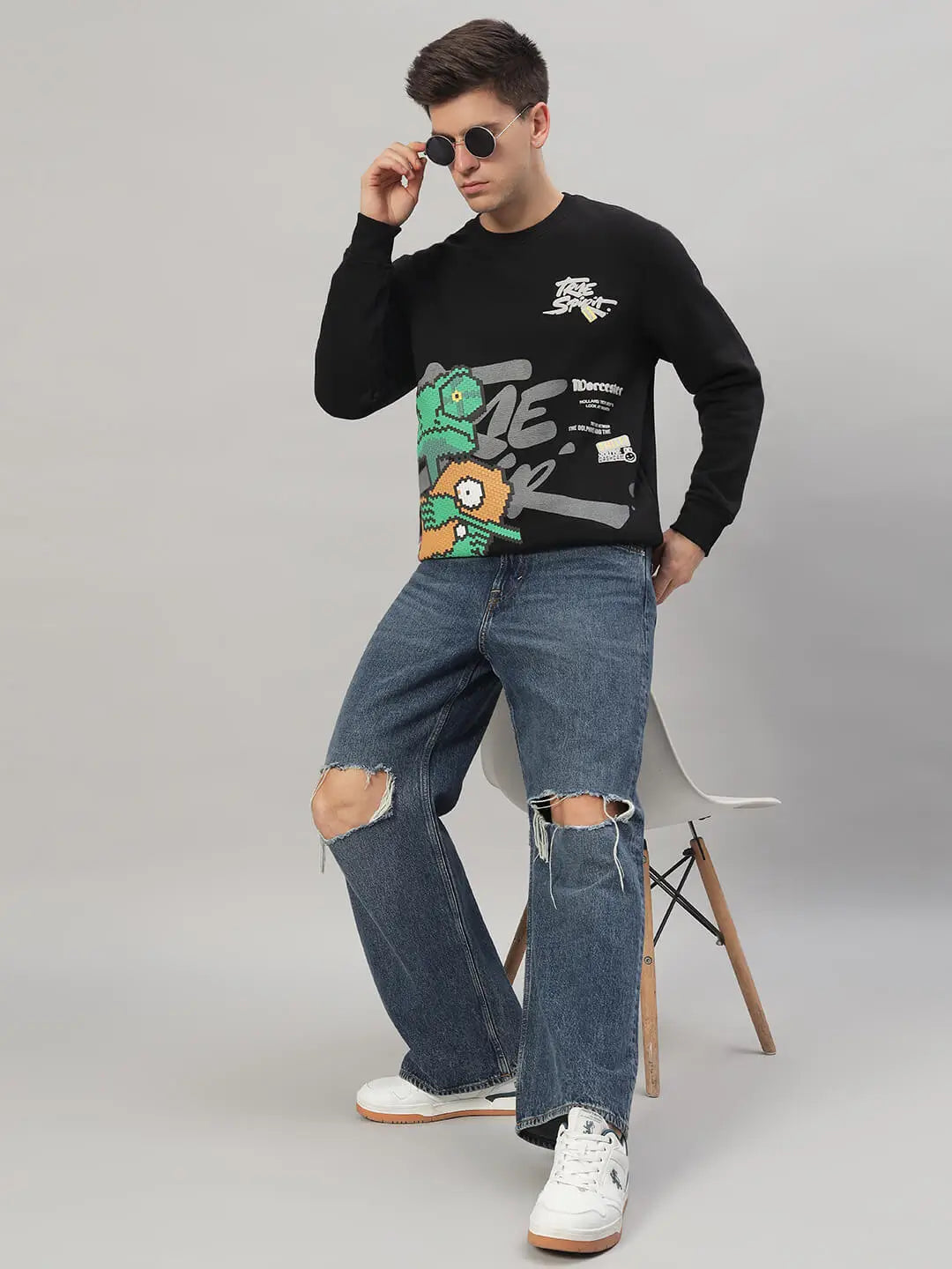 Printed Round Neck Sweatshirt [T-3843]