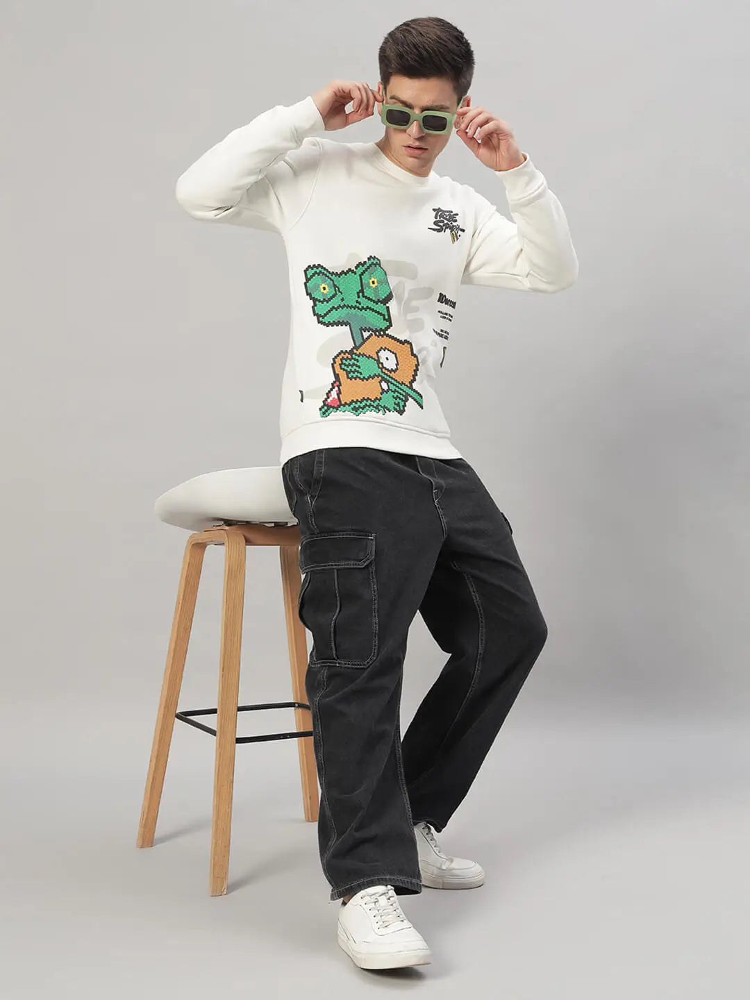 Printed Round Neck Sweatshirt [T-3843]