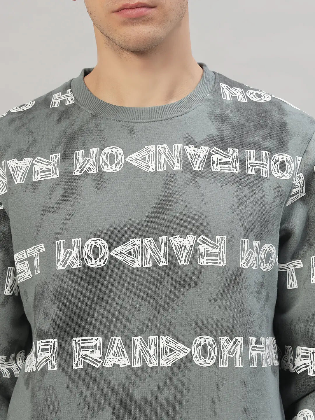 Printed Round Neck Sweatshirt [U-4220]